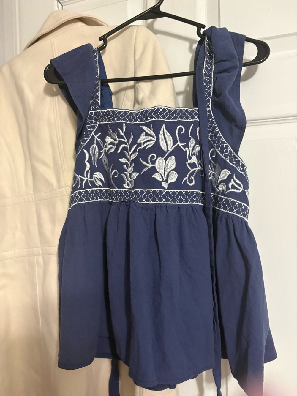 SHEIN Navy Blue Sleeveless Embroidered Floral shirt